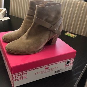 Elaine Turner Karen boots